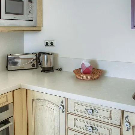 Villa Maria 2 Bed With Jacuzzi